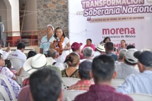 Beatriz Mojica visitó este fin de semana la Costa Chica, en Ometepec recibió una sentida petición de una ciudadana