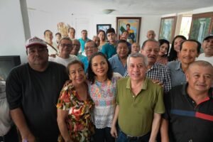 Sigue sumando fuerzas Beatriz Mojica; equipo de Marcial Rodríguez le refrenda respaldo
